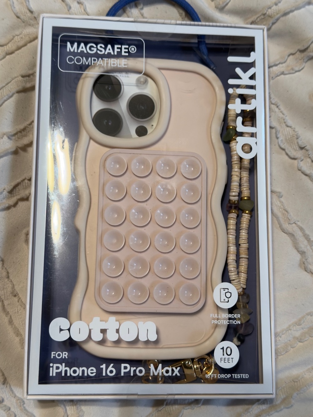 16 pro max wavy case & accessories